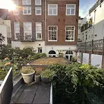 Newly Renovated Luxurious 200 Sqm Loft In Centre *