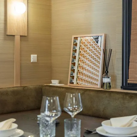 Newly Renovated Luxurious 200 Sqm Loft In Centre شقة