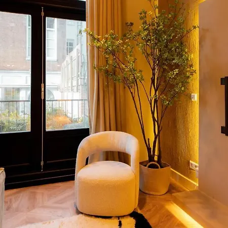 Newly Renovated Luxurious 200 Sqm Loft In Centre Amsterdam