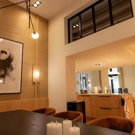 Apartment Newly Renovated Luxurious 200 Sqm Loft In Centre